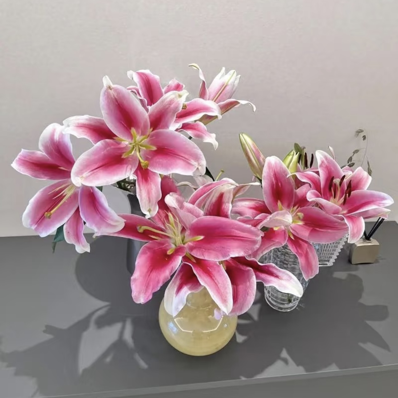 【杨鹏鲜花】普拉芬多 香水百合 云南鲜花包邮