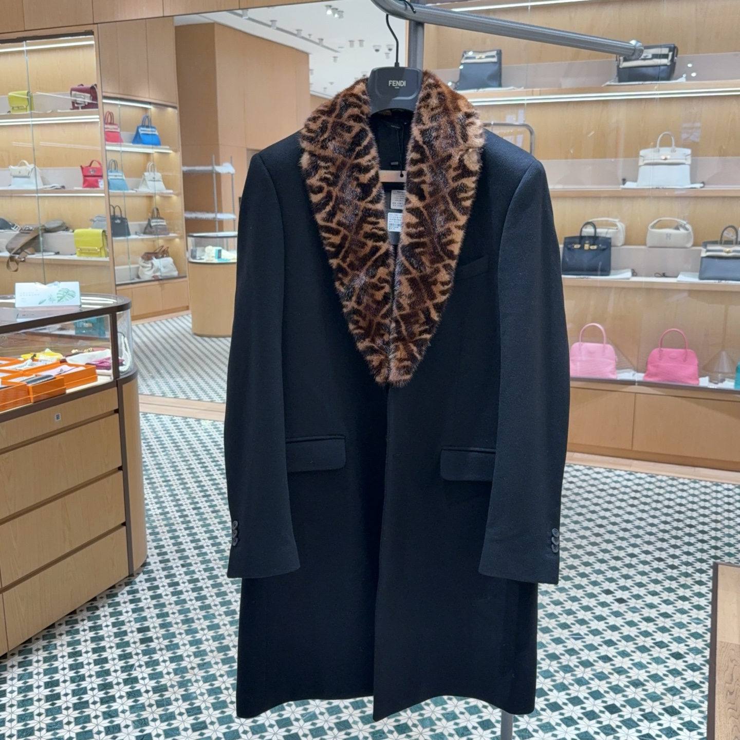 99新 FENDI/芬迪 水貂毛领子羊毛大衣外套/水貂毛可拆卸/黄金50码