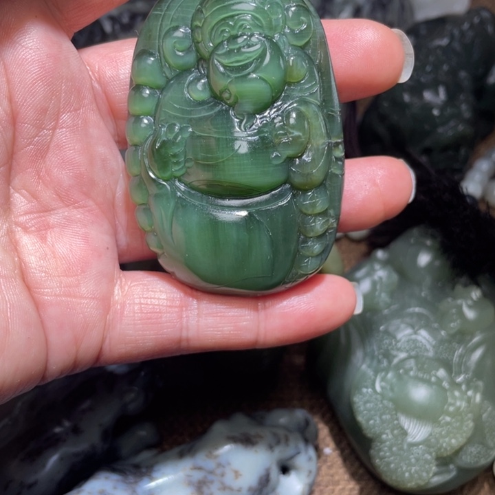 黄***河和田玉未镶嵌把件