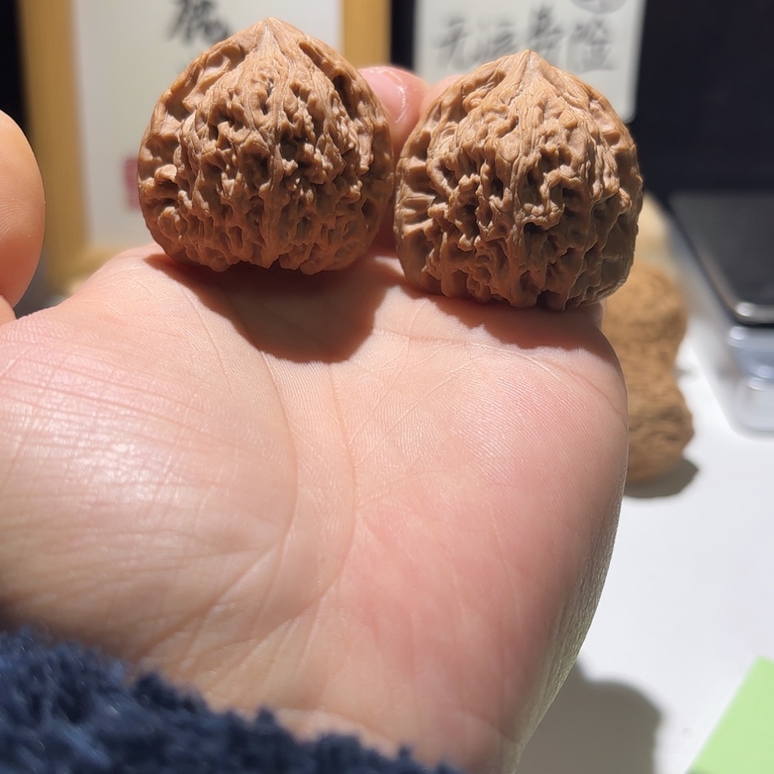 八***间吊坠桃核南将39留疤三角