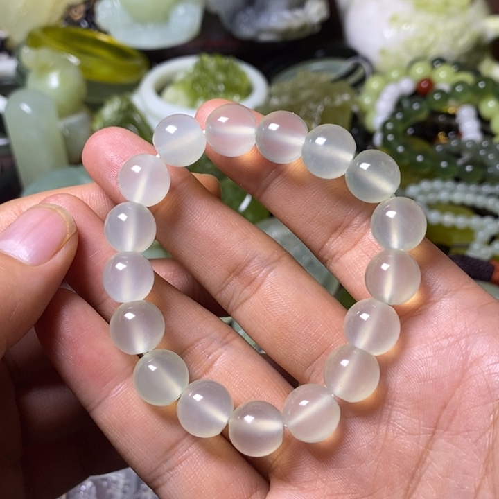 岫玉岫玉颈饰未镶嵌