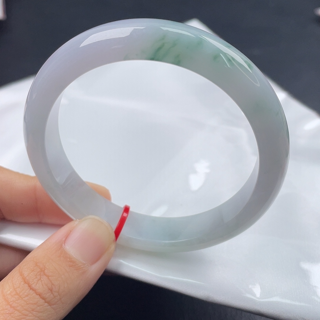 翡翠未镶嵌手镯5657正圈