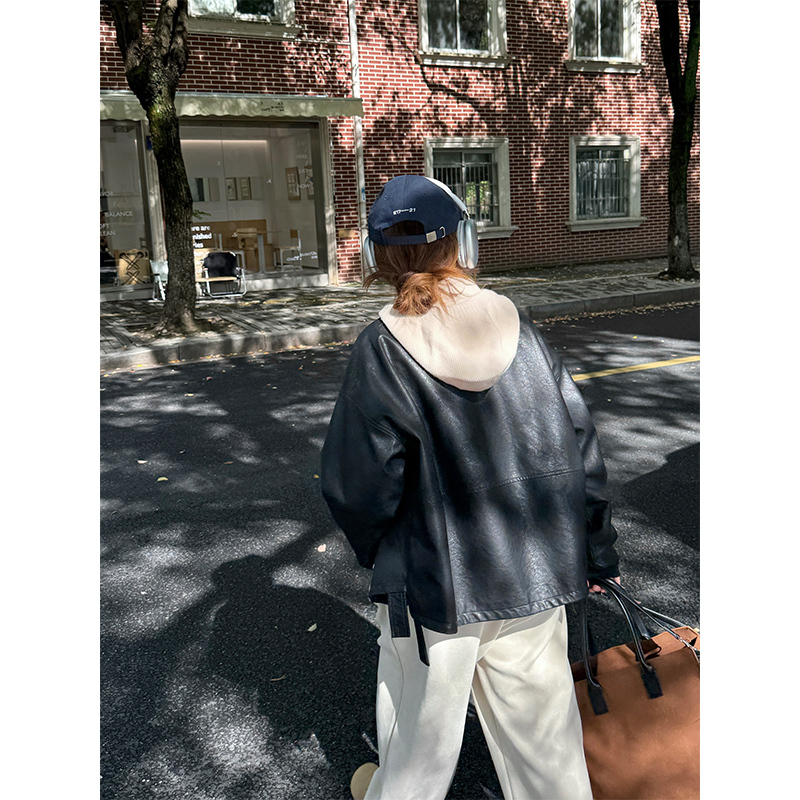 NGGAI 版宽松复古皮衣女装潮流机车风外套