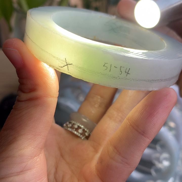 定制翡翠未镶嵌手镯51-54贵妃or贵圆