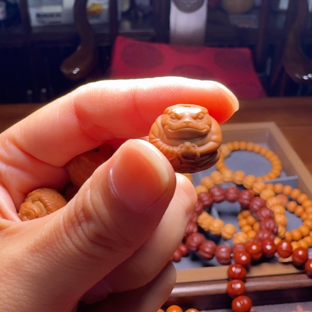 猴头核桃吊坠单颗