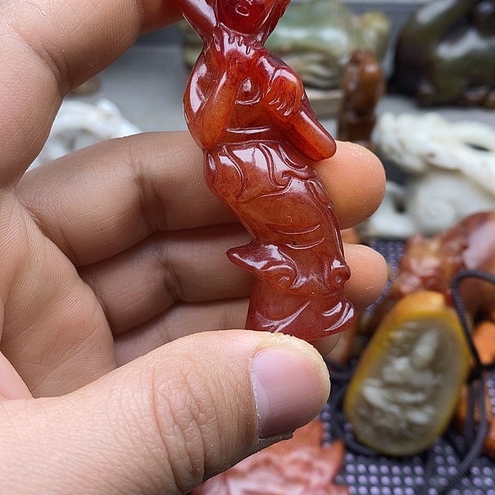 未镶嵌蛇纹石玉颈饰