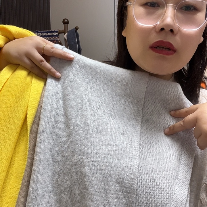 山羊绒浅灰围巾8888888