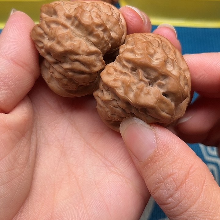 41三角蛤蟆头 文玩核桃