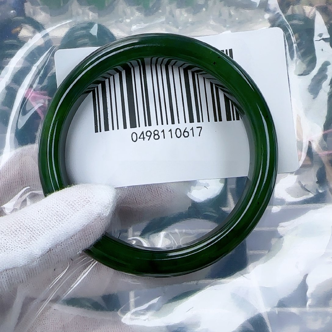 和田玉（碧玉）手镯未镶嵌61