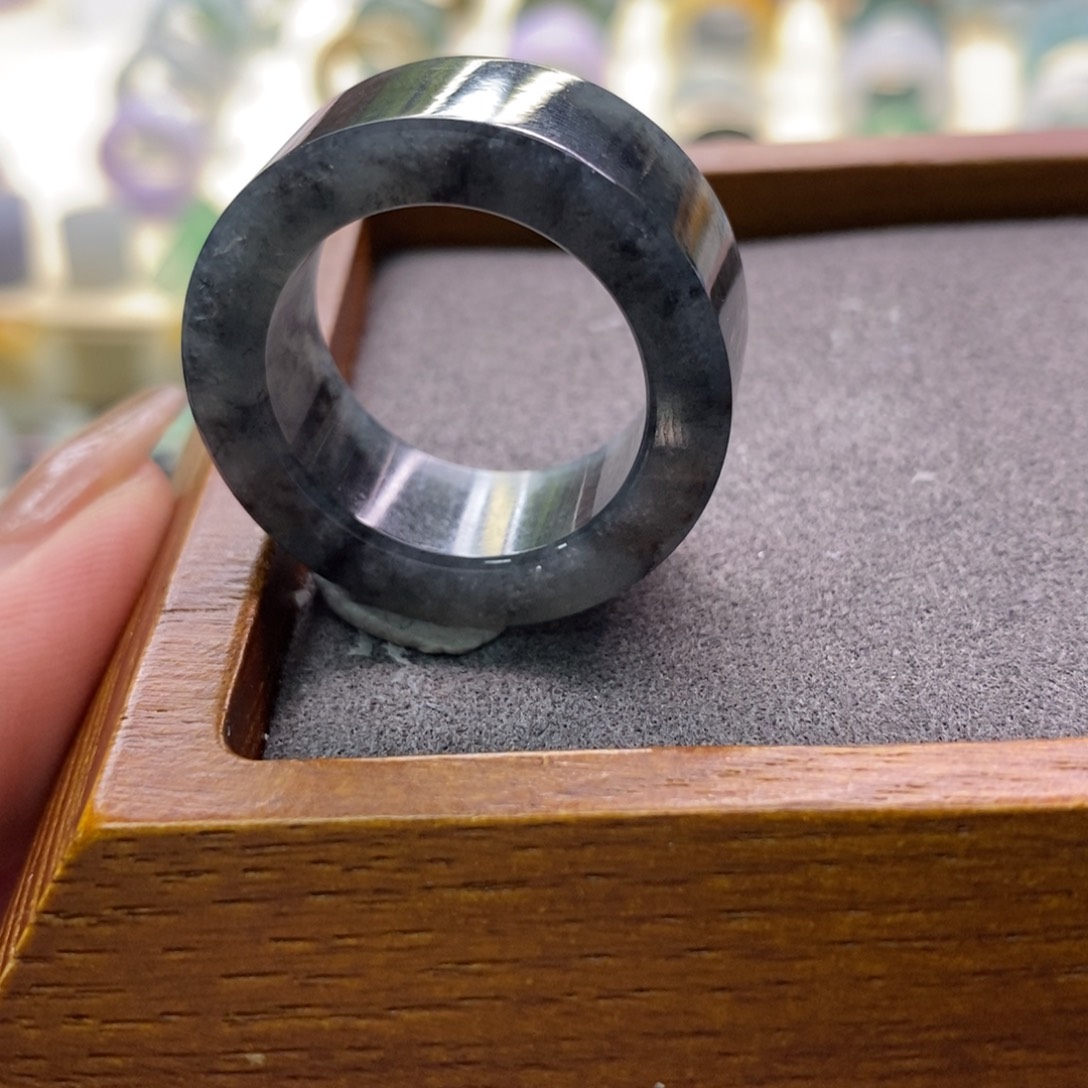 翡翠戒指未镶嵌翡翠25圏