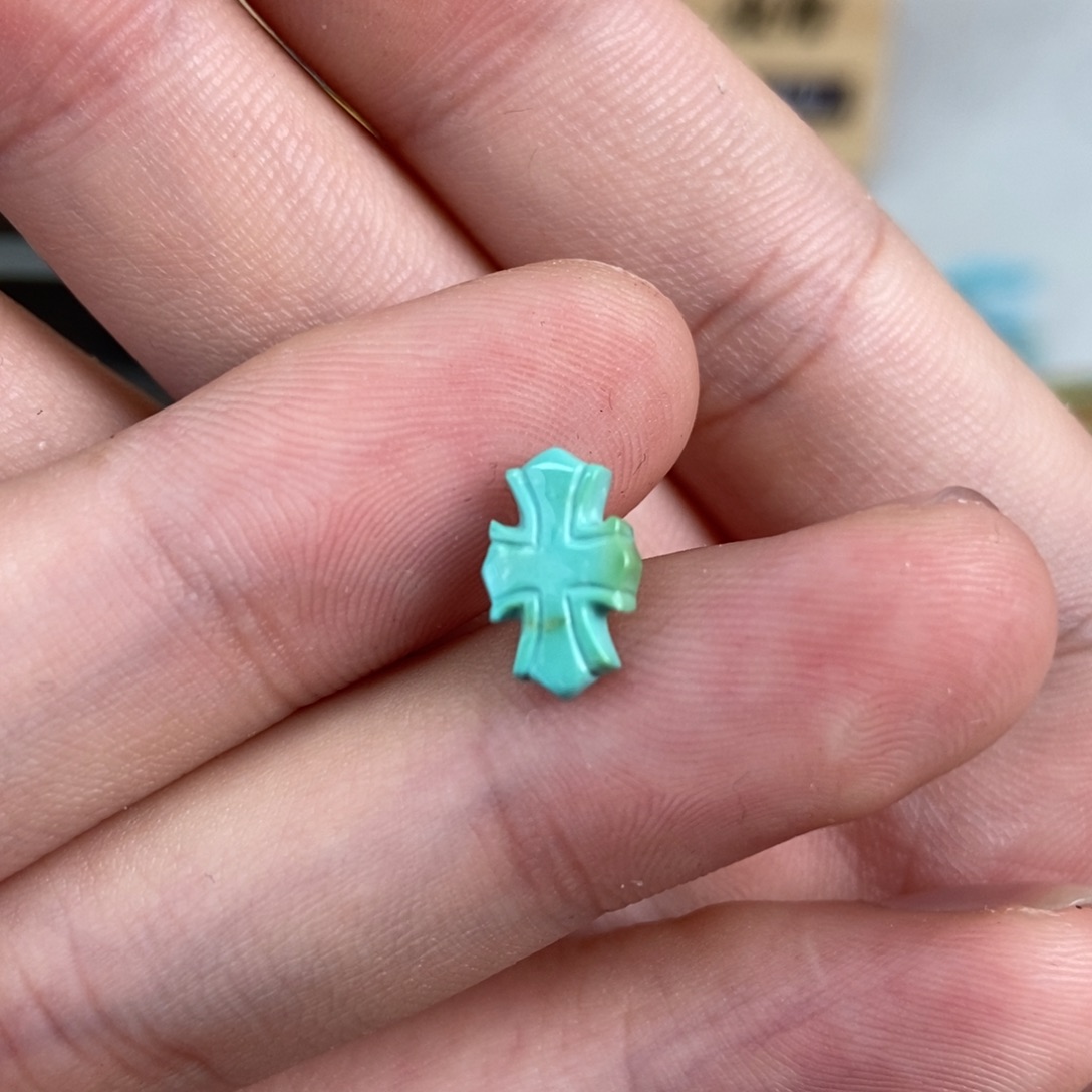 绿松石雕刻未镶嵌