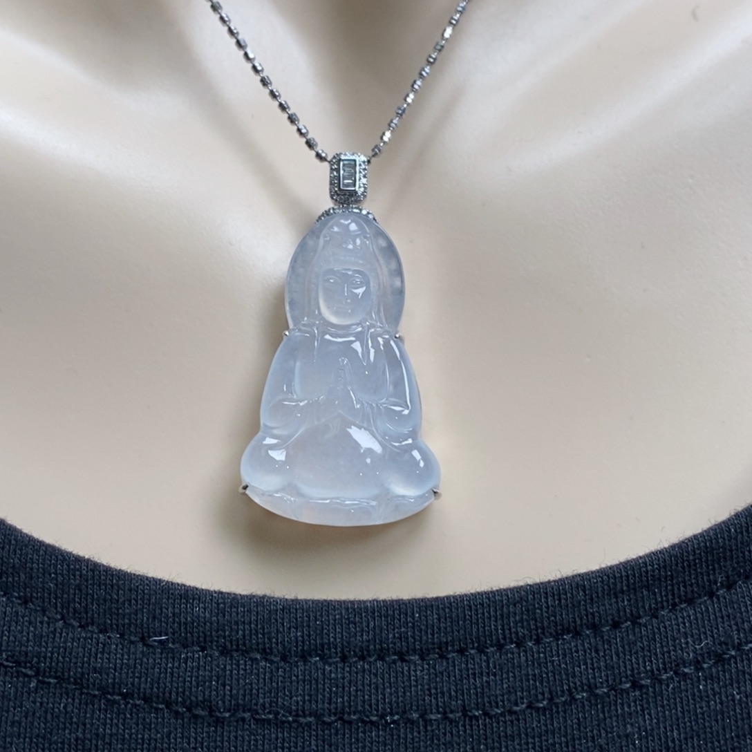 翡翠吊坠(赠链)18K金镶嵌