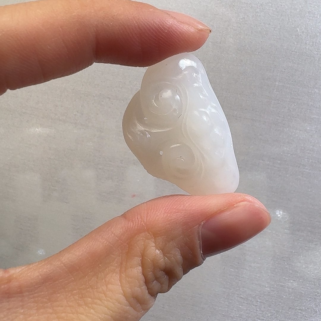 和田玉颈饰未镶嵌且末天泰9.6g