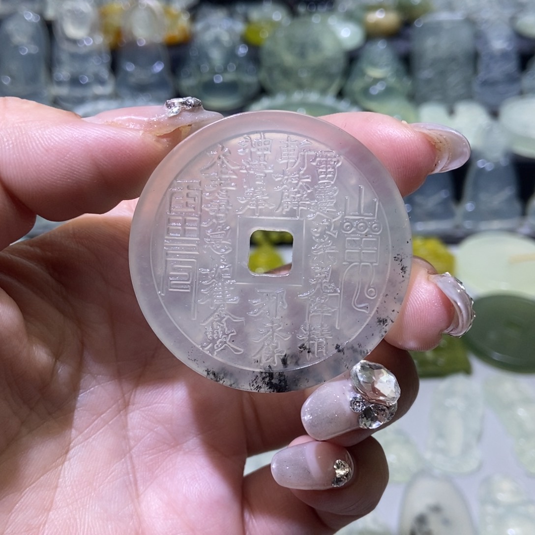 岫玉吊坠未镶嵌吊坠