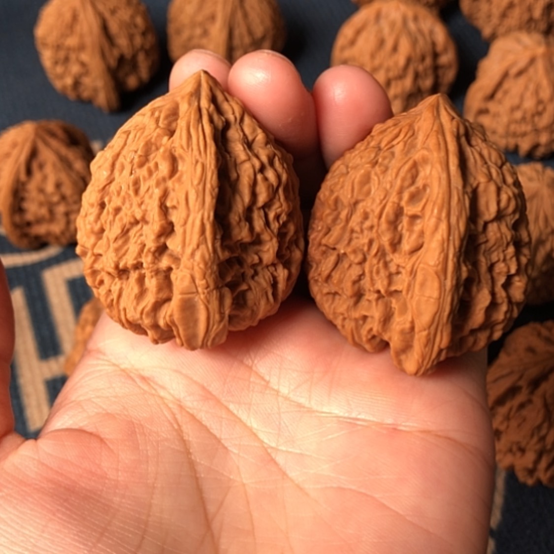 【闪购商品】文玩核桃把件狂*一代将