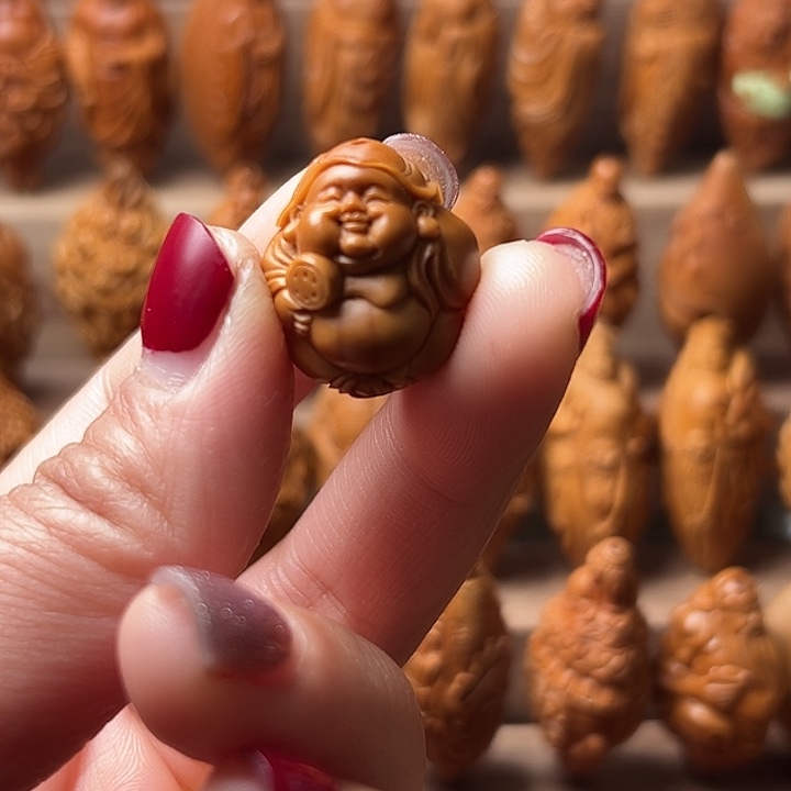 橄榄核吊坠越*橄榄核