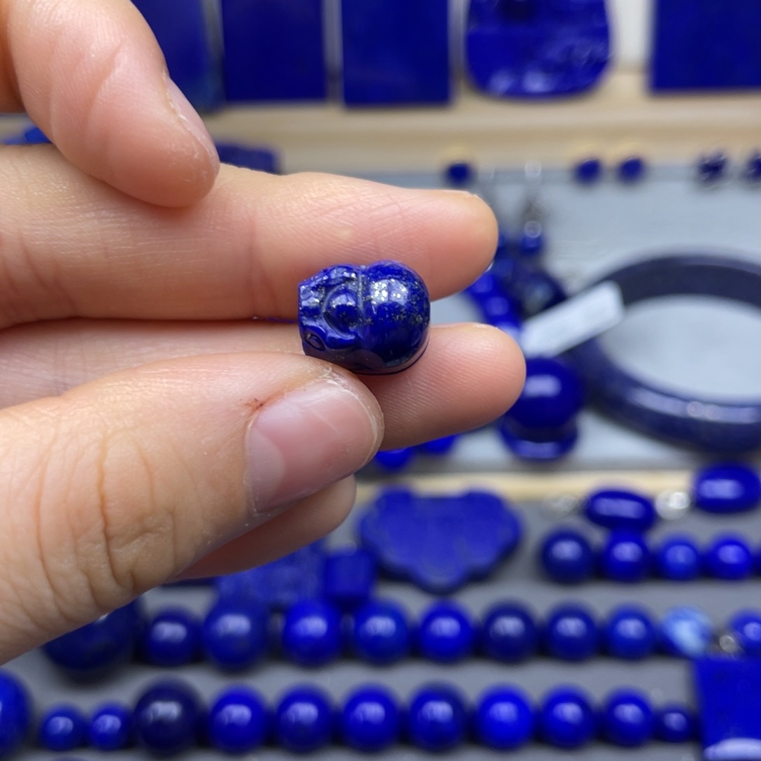 青金石貔貅未镶嵌