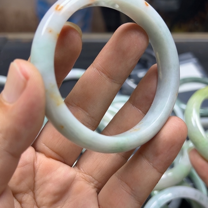 余***行未镶嵌定制翡翠翡翠