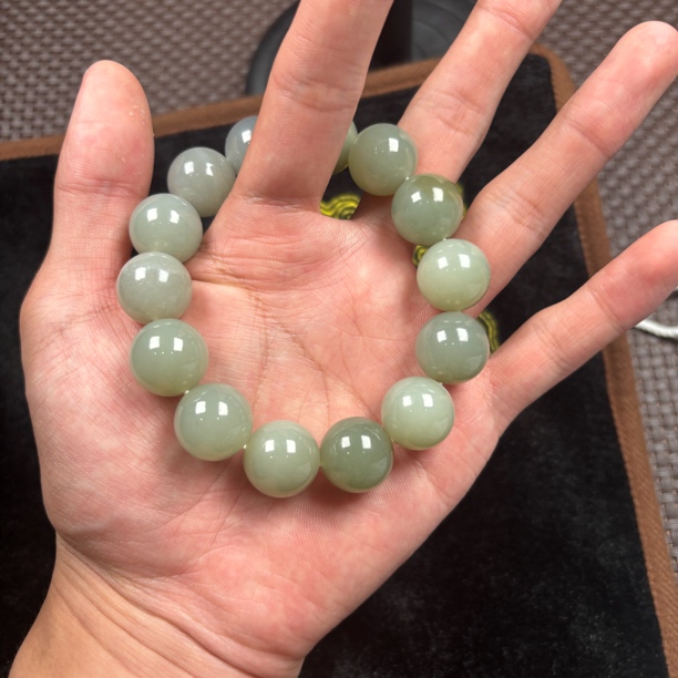 新疆且末糖青玉男士手链卡16
