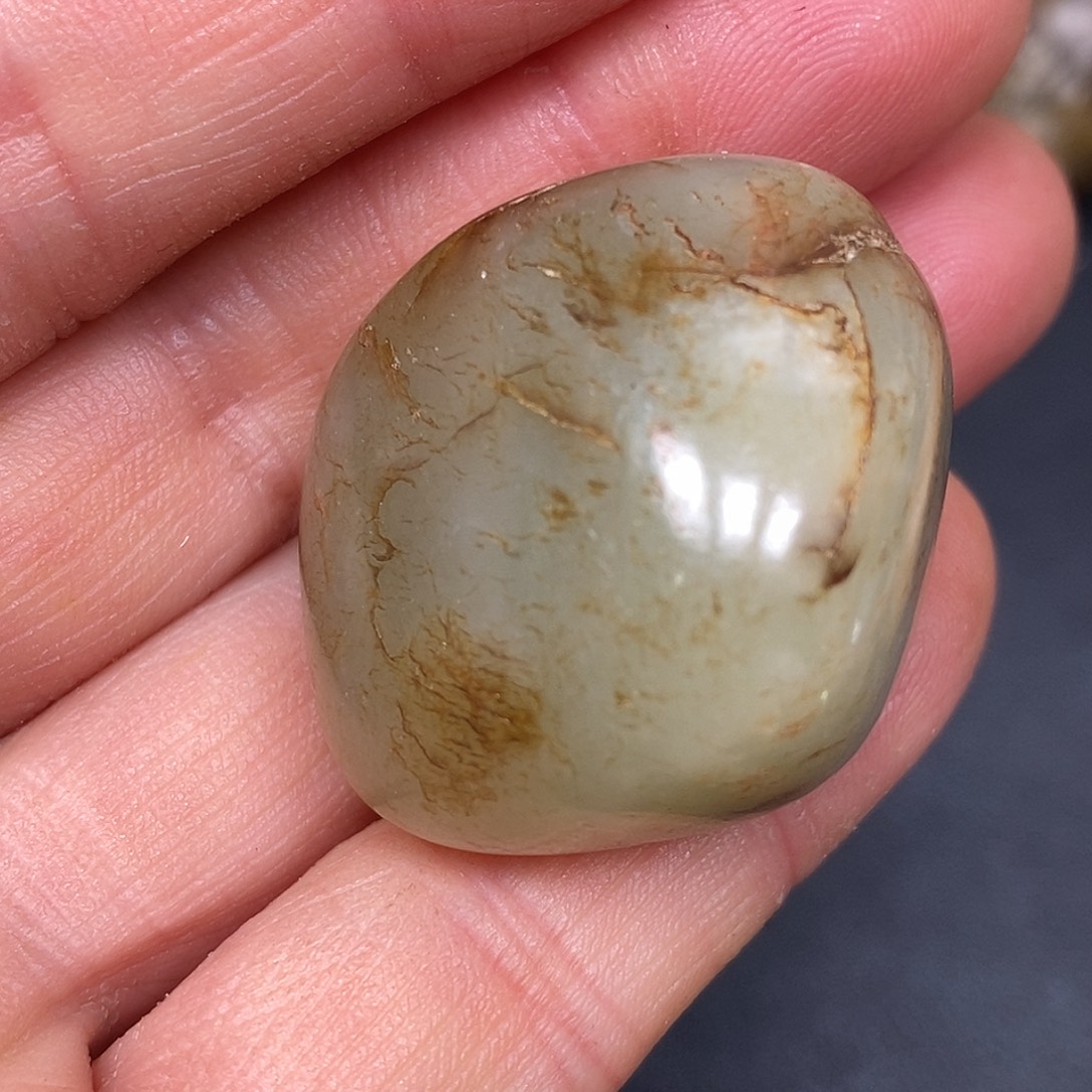 和田玉未镶嵌珠宝奇石