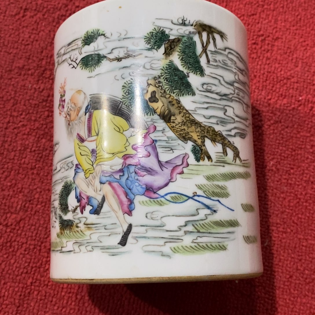 碗一个笔筒的人都