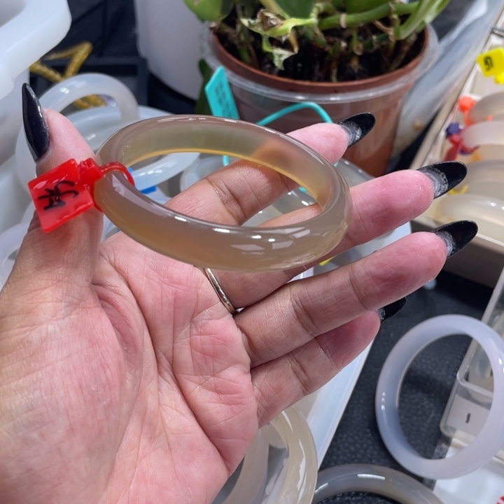 玛瑙/玉髓未镶嵌手镯