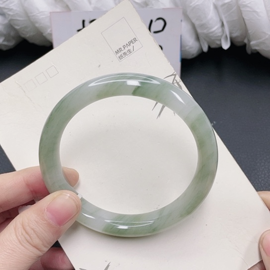 石英质玉手镯未镶嵌61