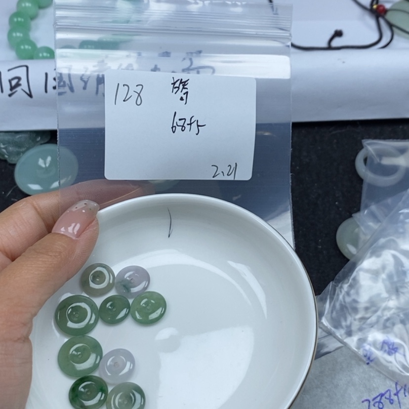 【闪购商品】翡翠颈饰未镶嵌旖*