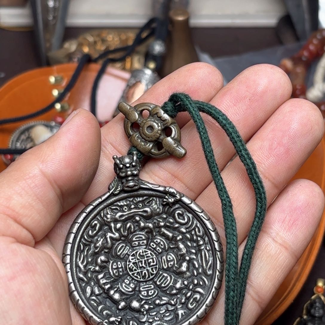 铜星月菩提挂件菩提