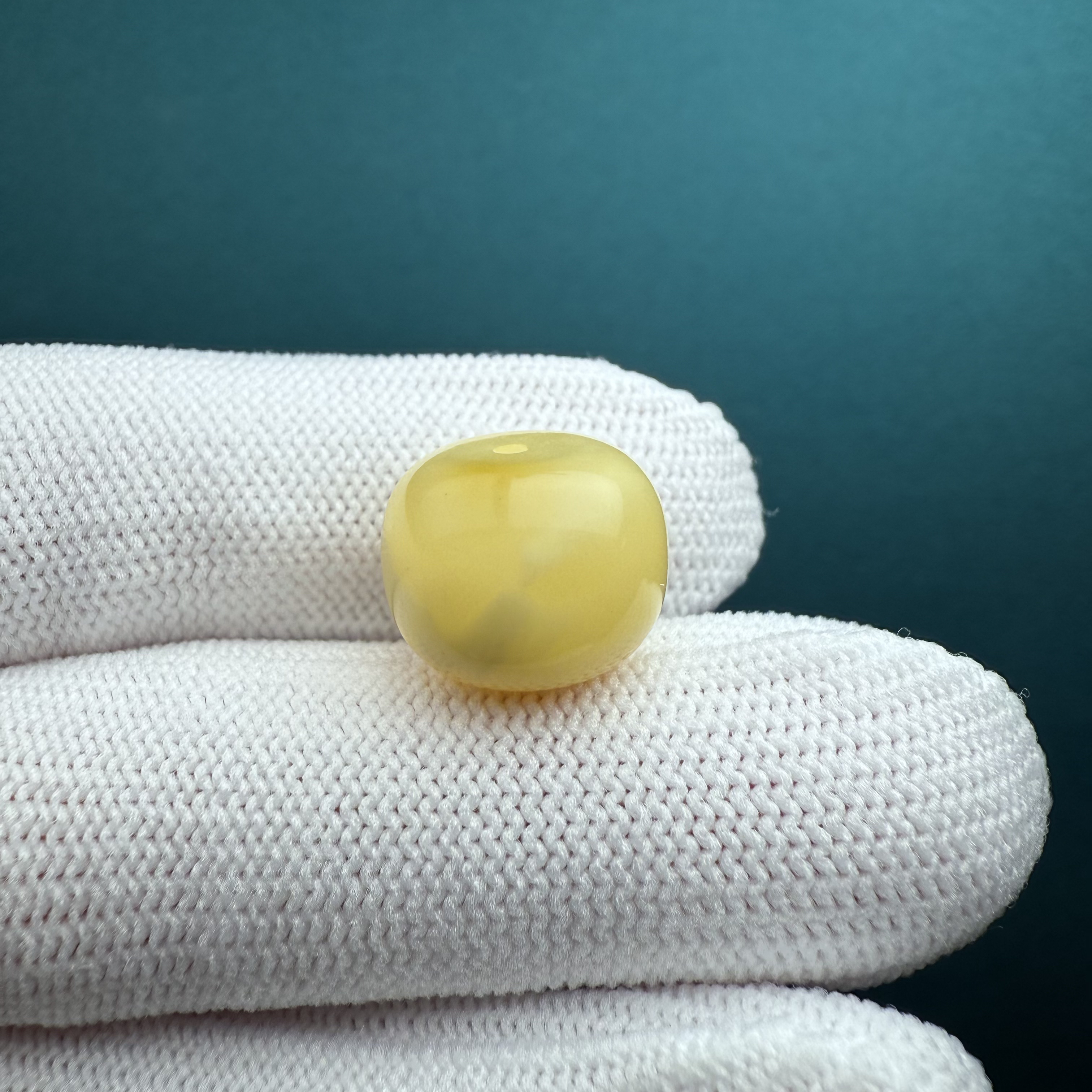 B9575天然原矿蜜蜡【微瑕】老型13.8*10.8mm支持鉴定 假一罚十