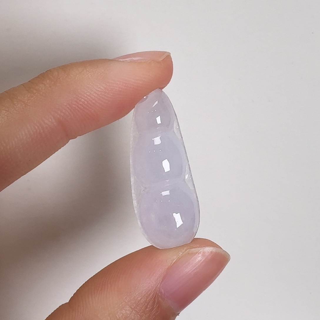 翡翠颈饰未镶嵌福豆