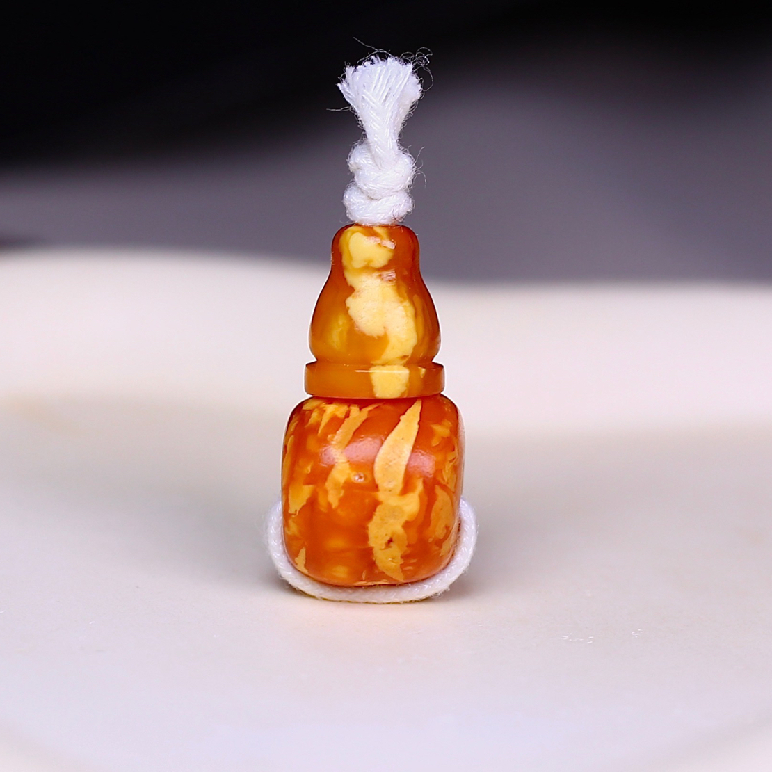 12.2*24.7*14.3mm虎皮纹老蜡三通 榫卯结构，上串特别好看的器型