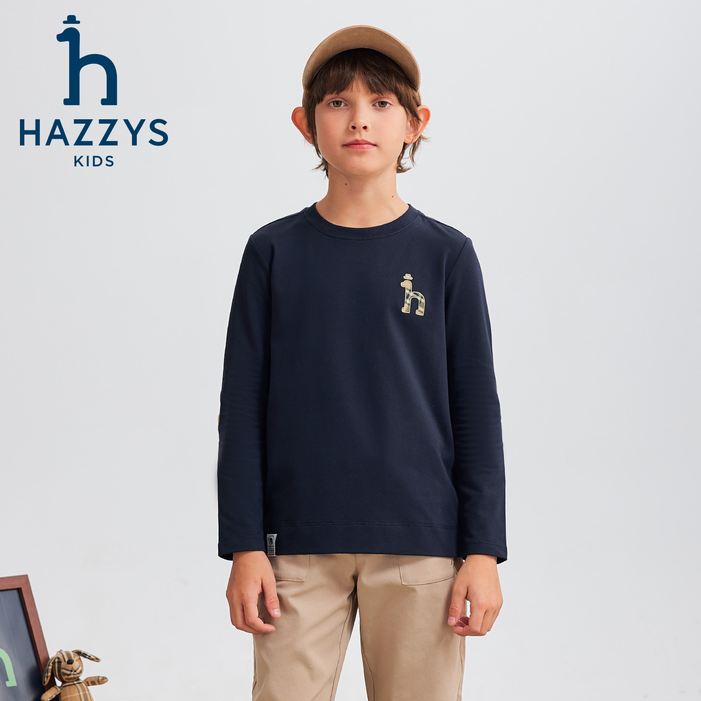 Hazzys/哈吉斯品牌童装男童圆领衫休闲套头秋季极简风圆领
