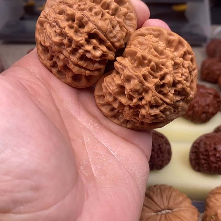 文玩核桃把件疯****丶核桃