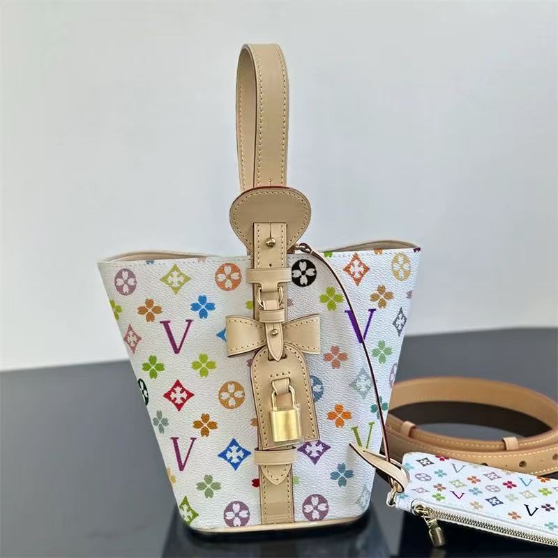 新款品牌包包百搭单肩包蝴蝶包