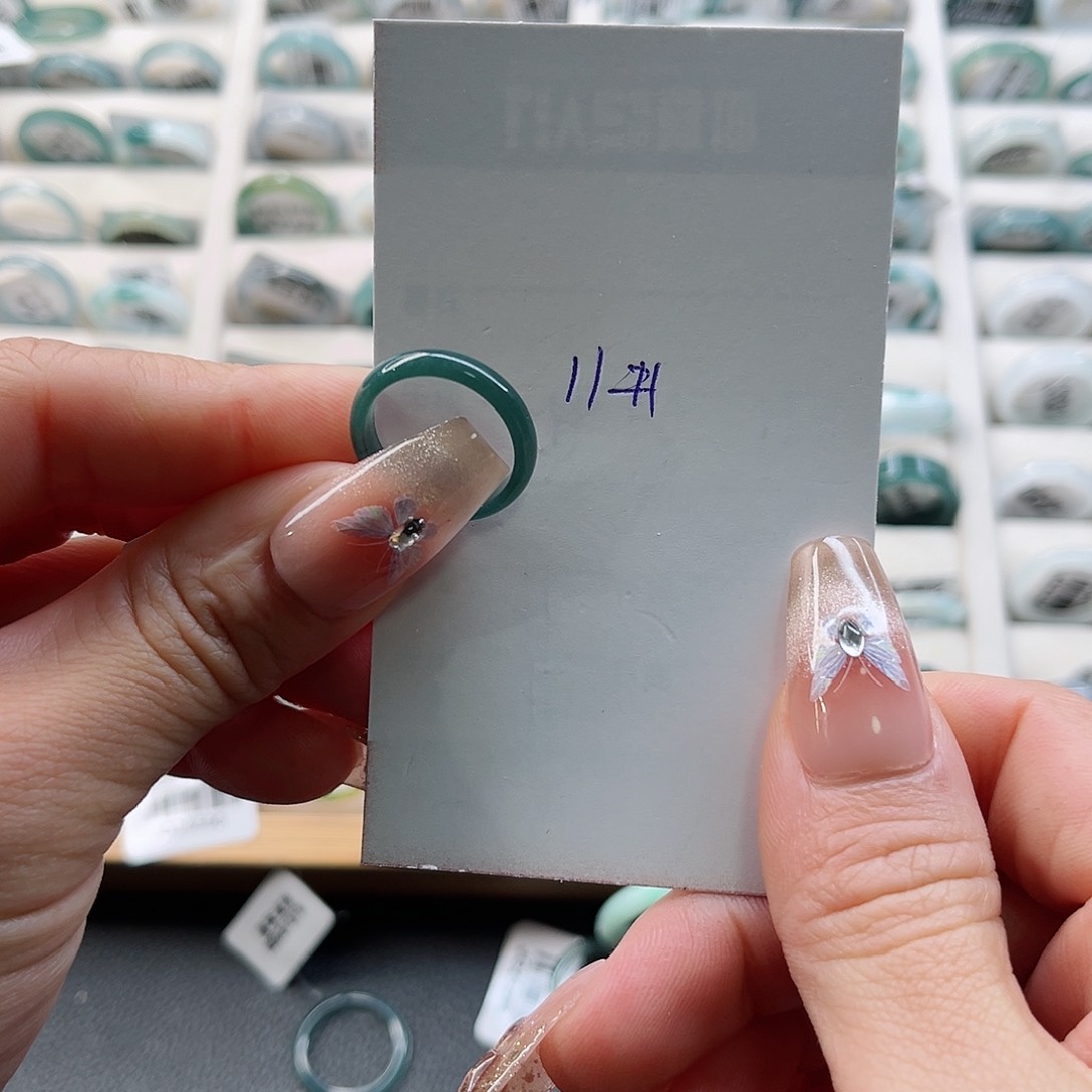 翡翠戒指未镶嵌戒指