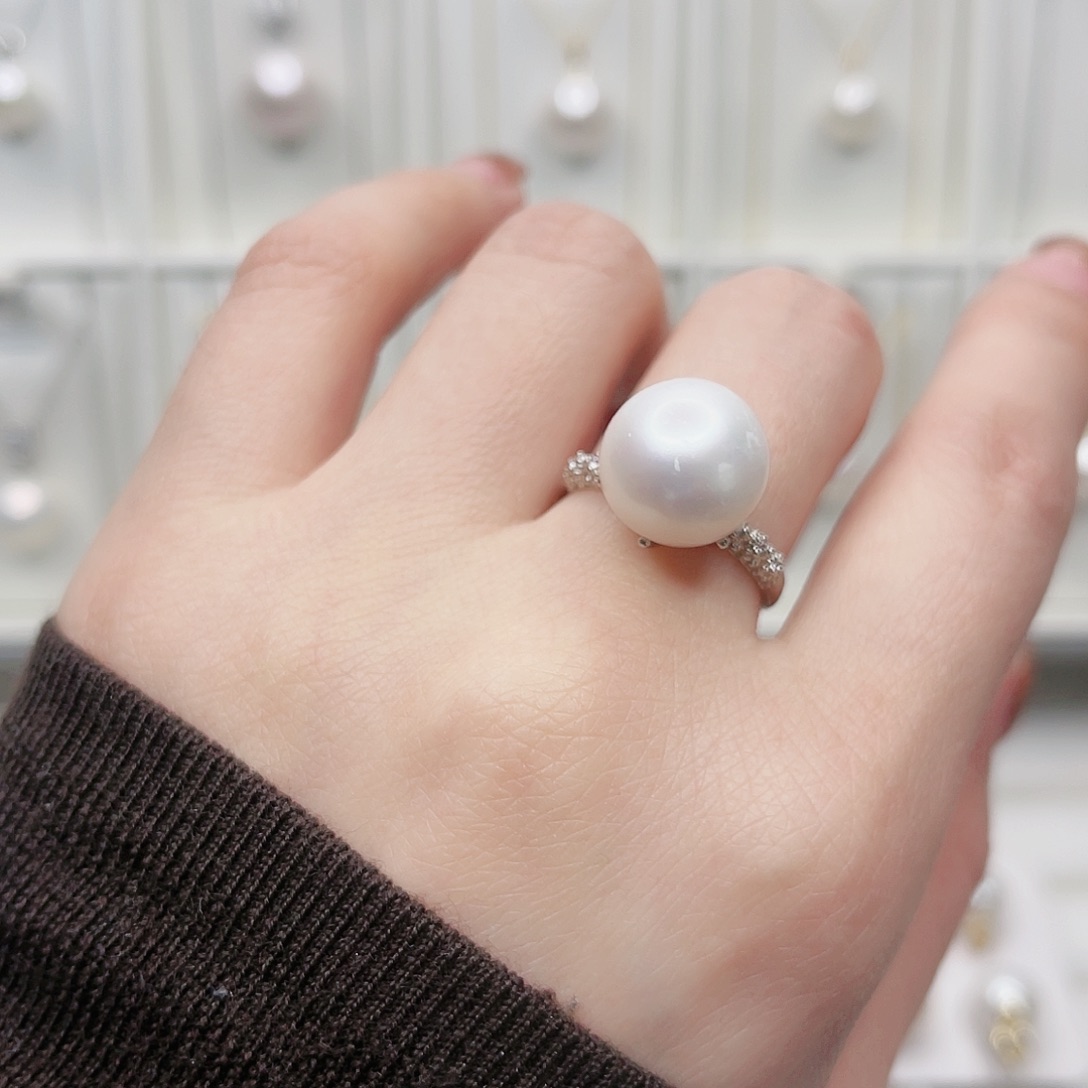 淡水珍珠吊坠(赠链)合金