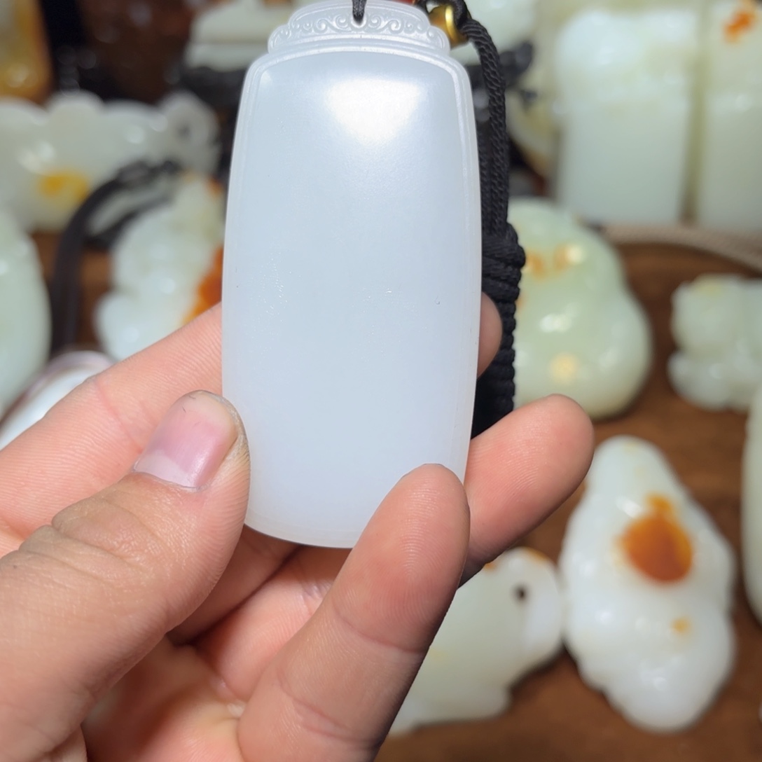 和田玉挂件未镶嵌心****0