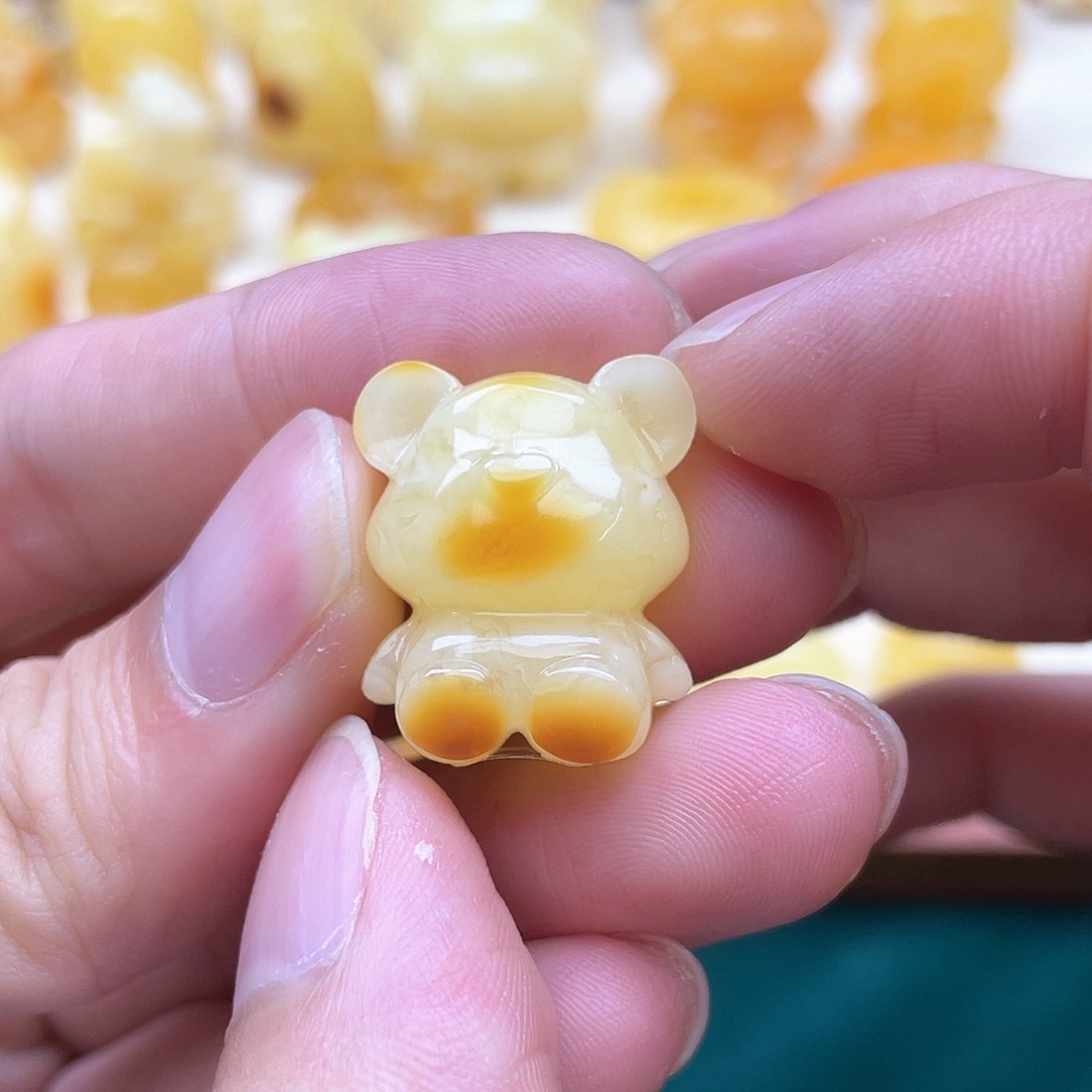 未镶嵌琥珀裸石蜜蜡