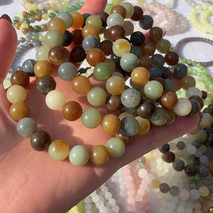 和田玉未镶嵌颈饰卡10多样性发拍一发一酒窝