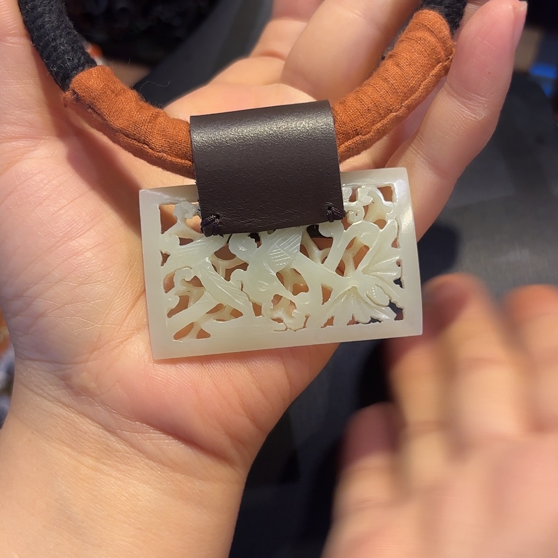 和田玉未镶嵌车挂原创