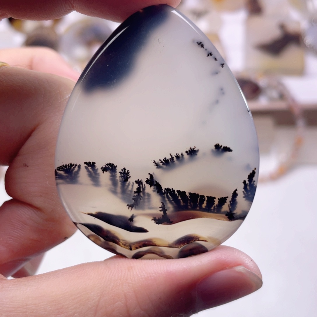 玛瑙/玉髓颈饰合金