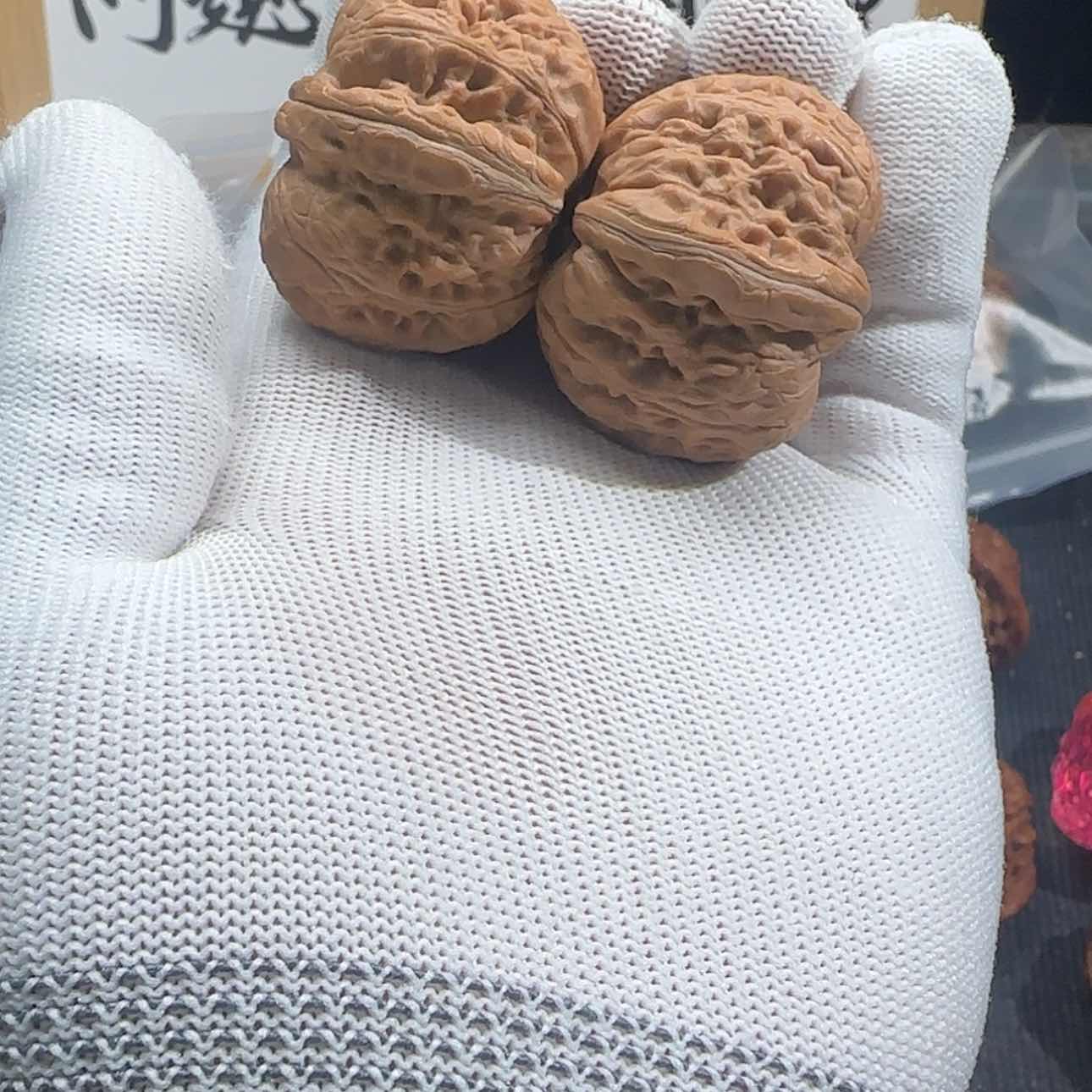【闪购商品】文玩核桃把件元宝40尖轻微浮黄