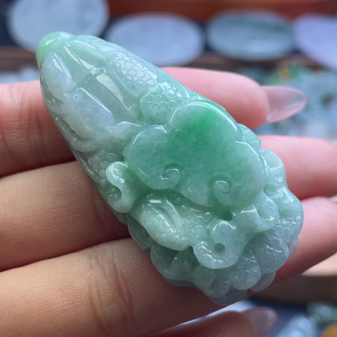 颈饰未镶嵌翡翠翡翠