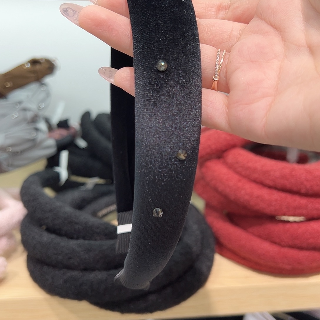 非金属皮质黑色丝绒带钻发箍