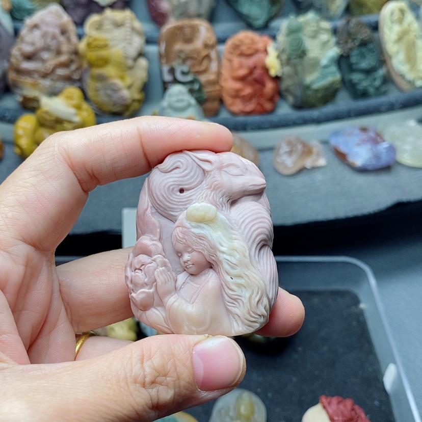 【闪购商品】定制石英质玉吊坠未镶嵌