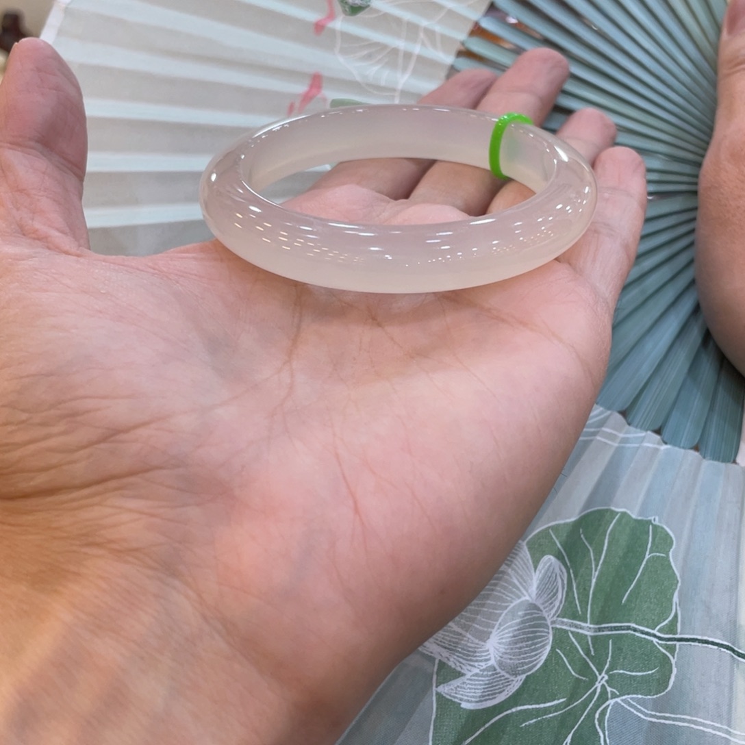 玛瑙/玉髓手镯未镶嵌诱*