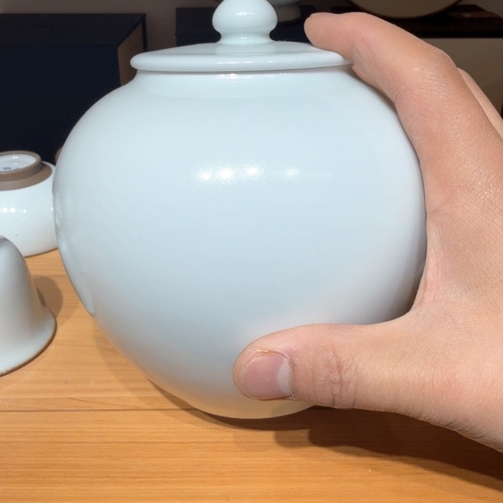 汝窑天真釉色茶叶罐喜欢的可以拍