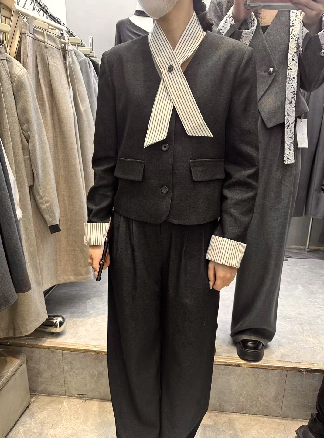 新疆包邮“雅韵绅装”1005#条纹领套装衣长50裤长99腰围62