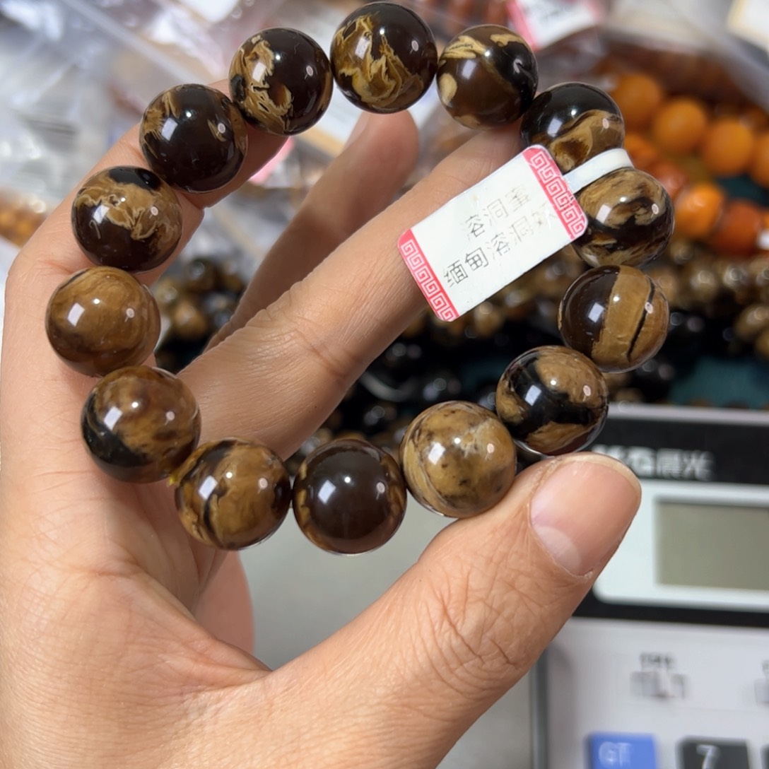 琥珀珠宝奇石未镶嵌51